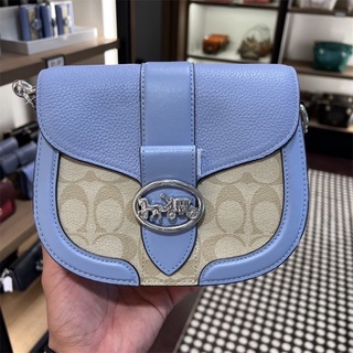 ✅ พร้อมส่งNEW COACH GEORGIE SADDLE BAG IN SIGNATURE CANVAS (COACH C2806)