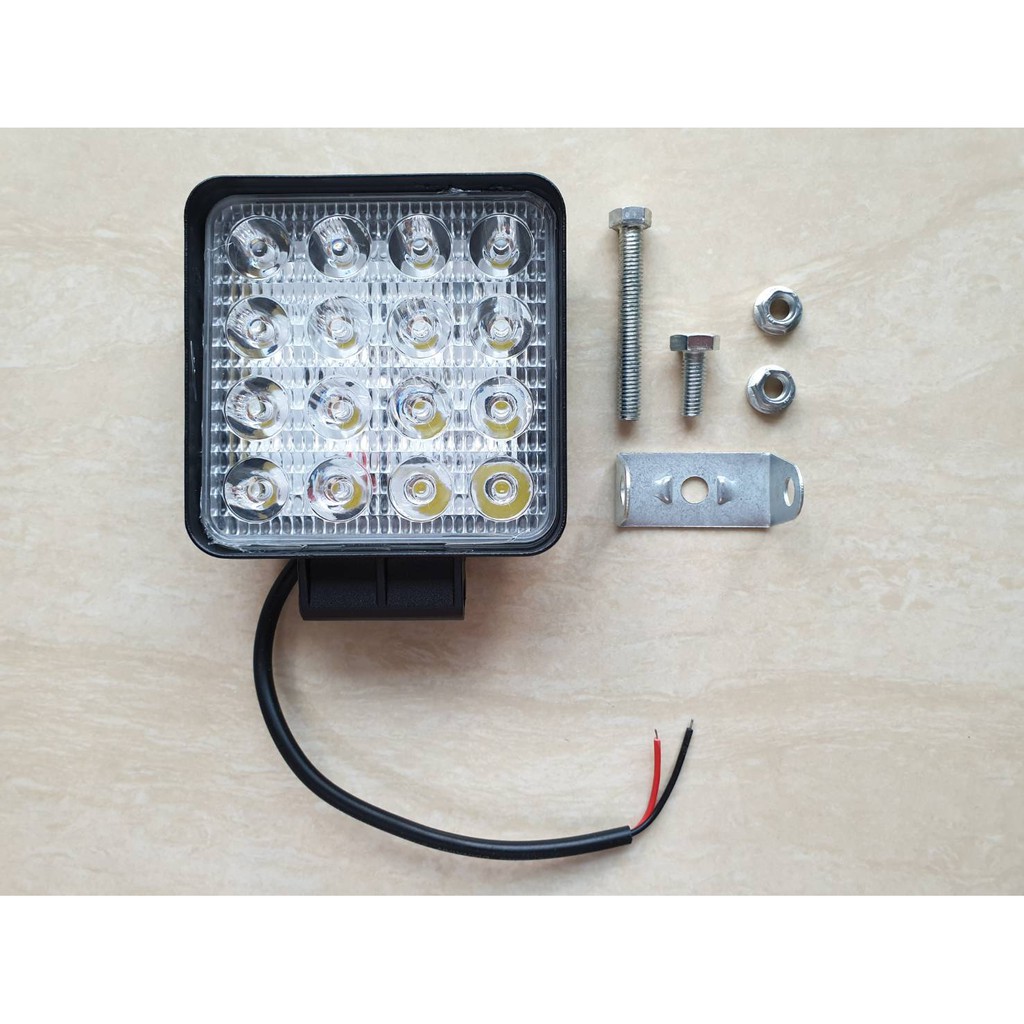 ไฟสปอร์ตไลท์ LED เหลี่ยม หนา 35มิล 16 เม็ด ติดรถยนต์ (12V/24V) แสงสีขาว 42W ราคาดวงล่ะ 180 บาท