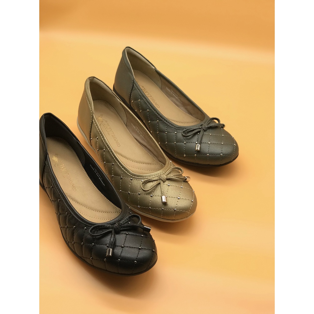 Comfortzone Classy Dress Shoes 1.5 inches, Color Beige/Black/Silver