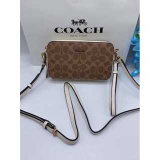 🔥🔥ตรงปก 💯 New ‼️Coach 19 cm. งาน : Hi-end หนังอย่างดี สะพายได้ ถอดสายแล้วคล้องมือได้ งานสวยเป๊ะปังมาก🔥🔥