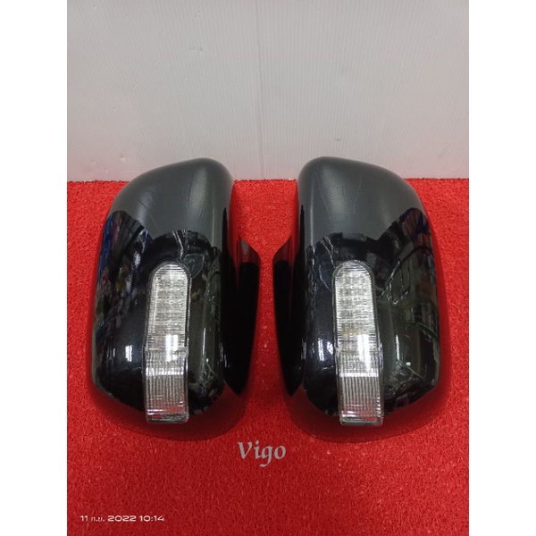 ฝาครอบกระจกมองข้างวีโก้Toyota-vigo-fortuner-innovaปี2005-2011ไฟหรี่ฟ้า/ไฟเลี้ยวสีส้ม1คู่(สี ดำ/ขาว/ชุบโครเมี่ยม)