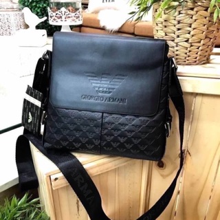 ใหม่‼️GIORGIO ARMANI CROSSBODY BAG