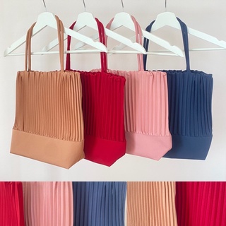 กระเป๋าพลีทสีพื้น 4สี