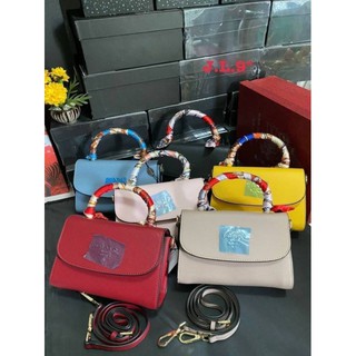 กระเป๋า Prada Size.9"