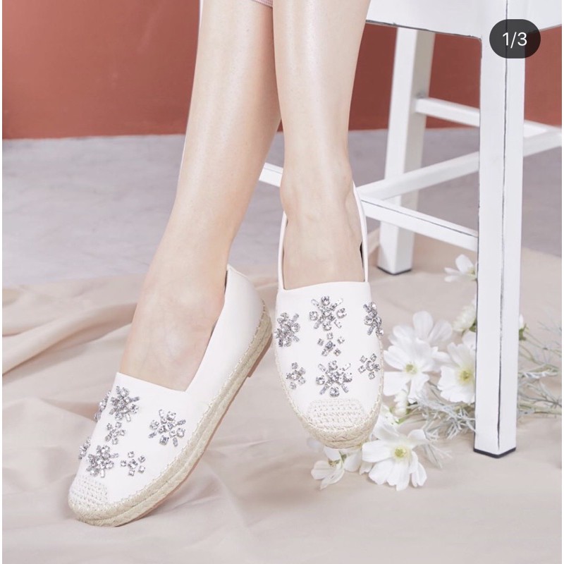 ปล่อยต่อรองเท้า👉🏻Minx_Shoes