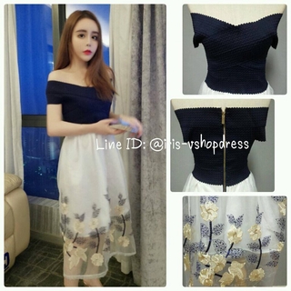 Maxi Dress ปาดไหล่ลายปัก (กรม)