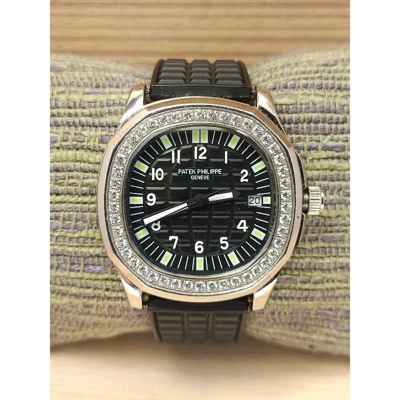 PATEK PHILIPPEนาฬิกาแบรนด์เนมหน้าปัดสีดำล้อมเพชรมือสองสภาพสวย