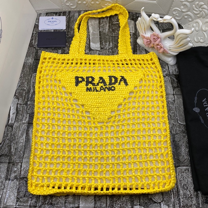 Prada raffia tote bag สีเหลือง  Size 34*38