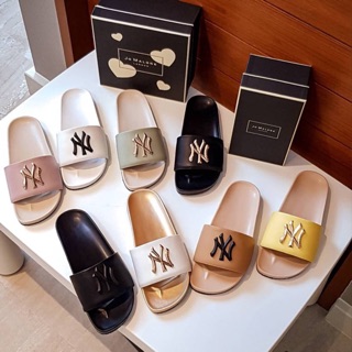 รองเท้าแตะแฟชั่น NY Sandals