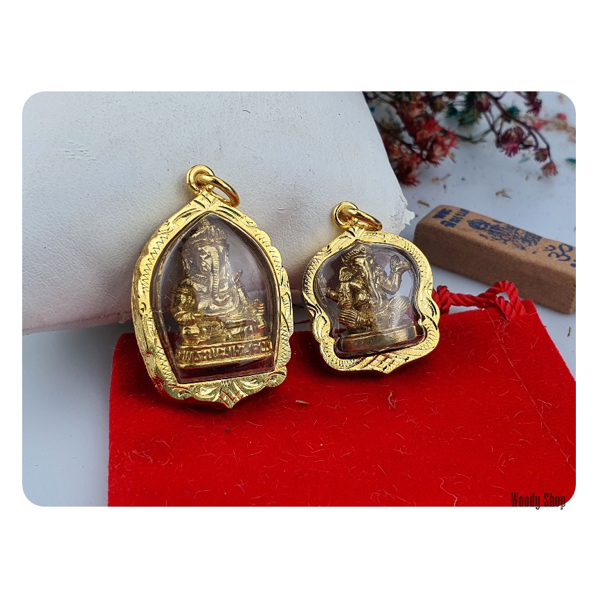 จี้พระพิฆเนศ จี้พระพิฆเนศ4กร ปางสำเร็จทุกสิ่ง เลี่ยมกรอบทองไมคร่อน พร้อมส่ง