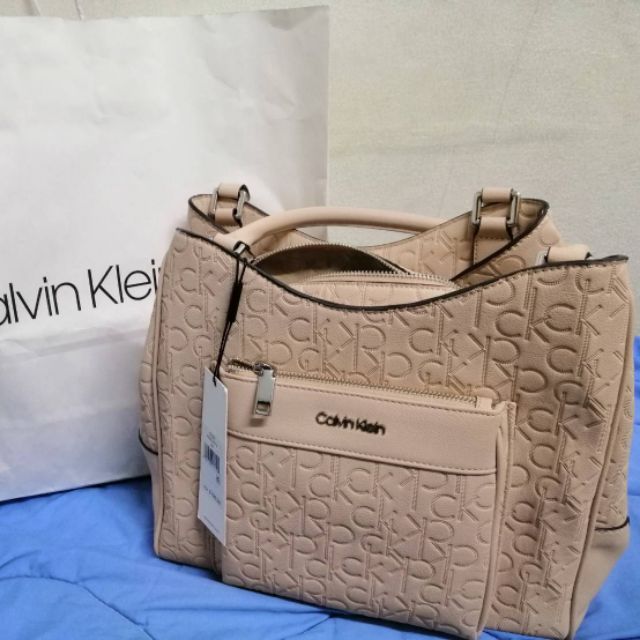 กระเป๋าถือ Calvin Klein ของแท้ 100%