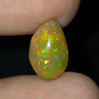 พลอย โอปอล เอธิโอเปีย ธรรมชาติ แท้ ( Natural Opal Ethiopia ) หนัก 3.26 กะรัต