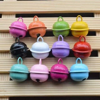 ขายส่ง ทําเอง ระฆังที่มีสีสัน22มิลลิเมตรลูกอมสีอบสีระฆังรอบระฆังสัตว์เลี้ยงสุนัขแมวปกอุปกรณ์พอดีเทศกาล/พรรค/สัตว์เลี้ยงส