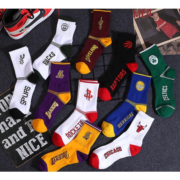 Nba LAKERS Socks, CHICAGO ถุงเท ้ าคอเต ่ าผู ้ ชายและผู ้ หญิงสไตล ์ บาสเก ็ ตบอลกีฬาและไดนามิก