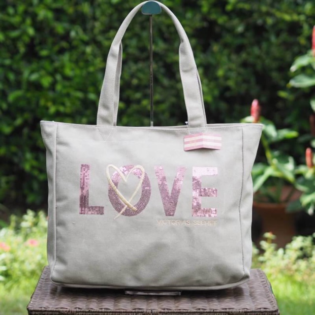 Victoria Secret Tote กระเป๋า