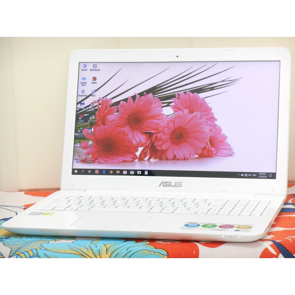 โน๊ตบุ๊คมือสอง ASUS Core i7-7500U จอ15.6” แรม4+การ์ดจอ2GB