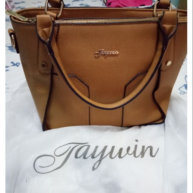กระเป๋าTaywin