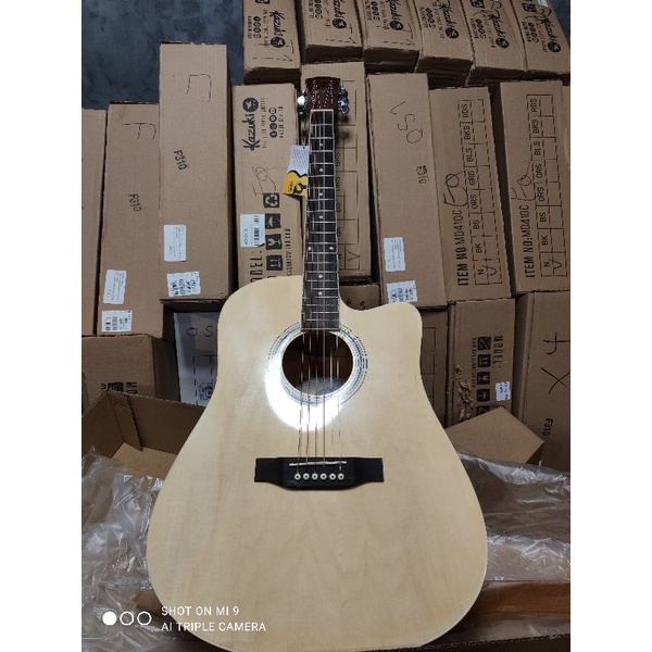 กีต้าร์โปร่ง kazuki kz41c ขนาด 41นิ้ว คอเล็กเล่นง่ายๆ