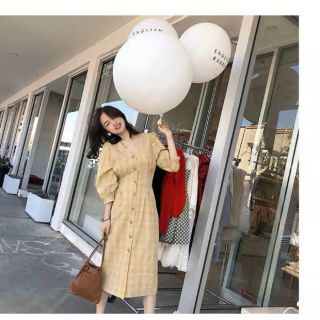 ชุดเดรสสก๊อต5 ส่วนงานเกาหลี เนื้อผ้าสก๊อตอย่างดี ทรงคอวี ด้านหน้าทำกระดุมติด