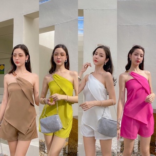 Nudeaholic🌈 Casa in stock กิมมิคสายแต่งห่วงลายกระ เสื้อเกาะอก เสริมผ้าป้ายหน้า ปลายเฉียง แมทช์กางเกงขาสั้น SA