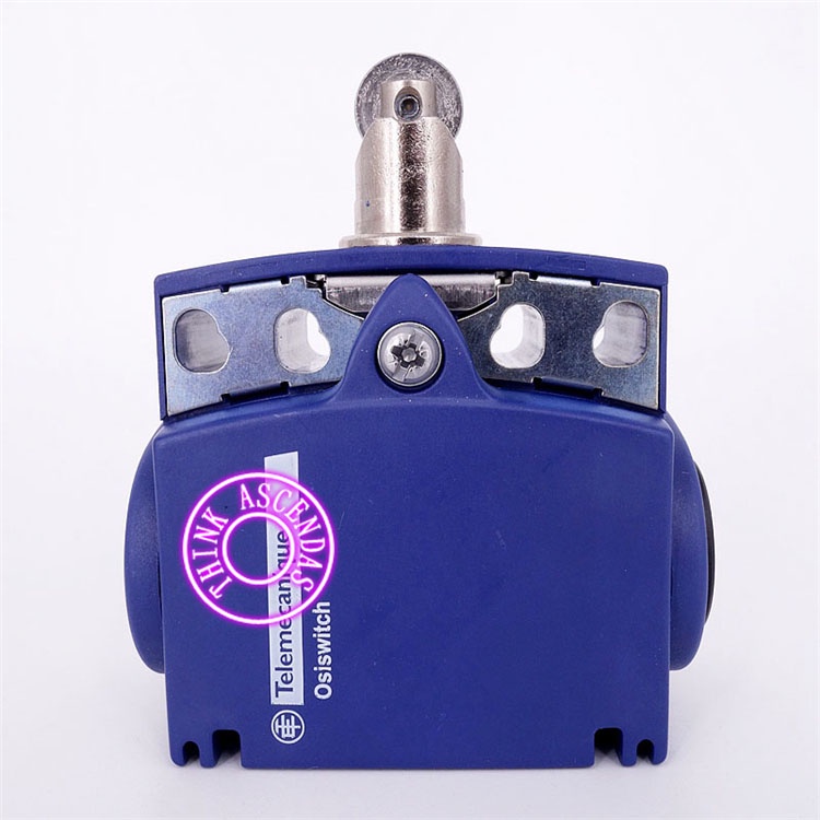 YY ลิมิตสวิตช์ต้นฉบับใหม่ XCKT2102P16 ZCT21P16 ZCE02