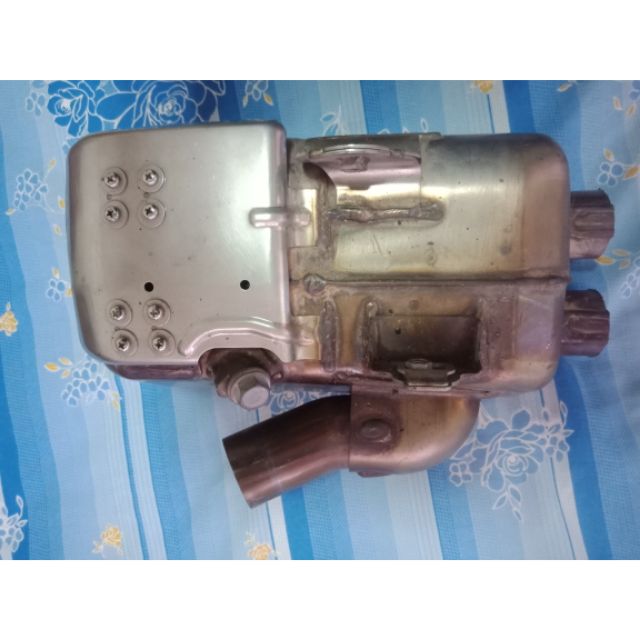 แคทเดิมท่อ Yamaha R6 2018 อายุการใช้งาน500km. ส่งฟรี