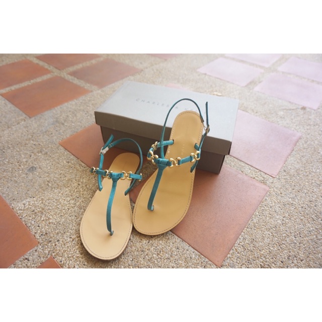 รองเท้า Charles & Keith