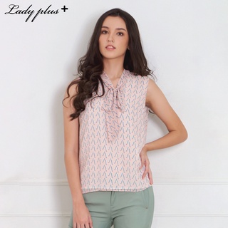 Lady Plus เสื้อชีฟองคอผูกโบว์แขนกุด | Sleeveless Blouse with Bow Collar สีชมพู