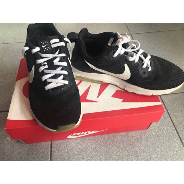 รองเท้าNike