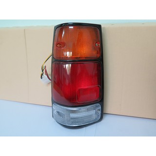 ไฟท้ายรถกระบะสามสี ขอบดำ Isuzu TFR Rear Tail Light Lamp For Isuzu TFR Pickup/Truck (Bulbs+Wiring) Year 1989-1995 1 Pc.