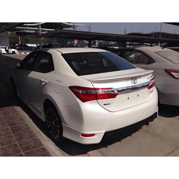 spoiler สปอยเลอร์ สปอยเลอร์หลัง Altis 2014 2015 2016 2017 2018  ทรงแนบมีไฟเบรกสีแดง ไม่ทำสี ราคาพิเศ