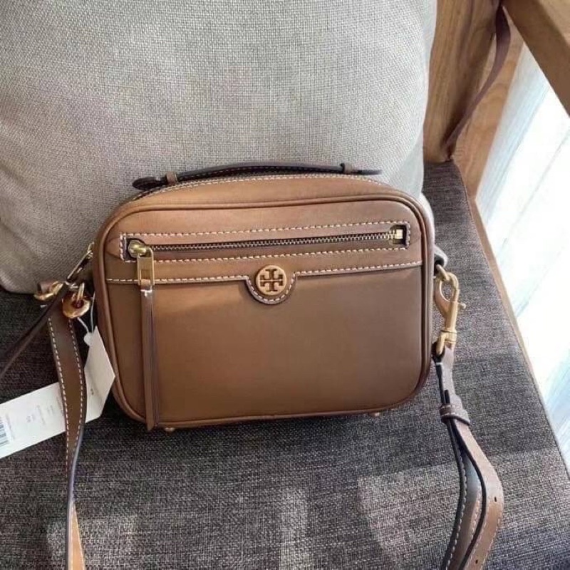 TORY BURCH T MONOGRAM LEATHER CAMERA BAG | Shopee Thailand