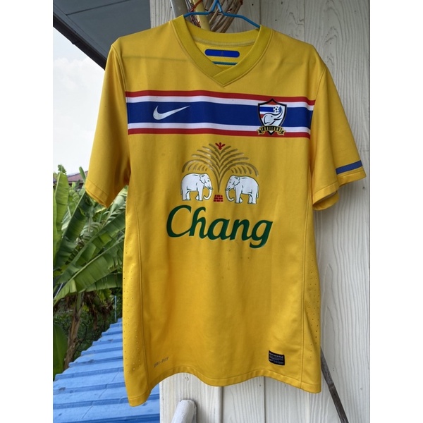 [พร้อมส่งวันนี้] เสื้อทีมชาติไทยปี 2010 รุ่น nike ของแท้ หายากมาก!!