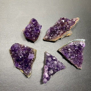 หินอเมทิสต์ ผลึกธรรมชาติ (Natural Amethyst Cluster)