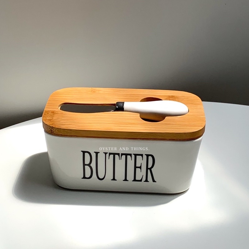 กล่องเก็บเนยฝาไม้พร้อมมีดทาเนย | Butter storage with wood lid | Oyster and Things.
