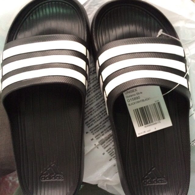 (พร้อมส่ง/ของแท้) 💚 รองเท้าแตะ🔥Adidas Duramo Slide 💚 4UK / 5UK / 6UK