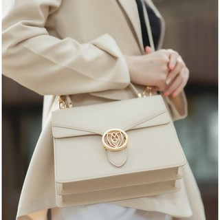 SUSEN l กระเป๋ารุ่น Round Lotus Handle Bag - Beige กระเป๋าผู้หญิง กระเป๋าสะพาย