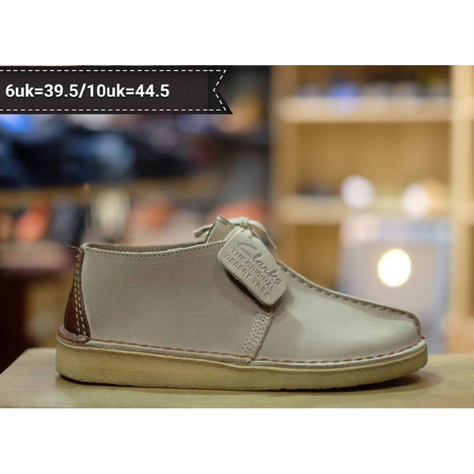 clarks desert trek sand suede