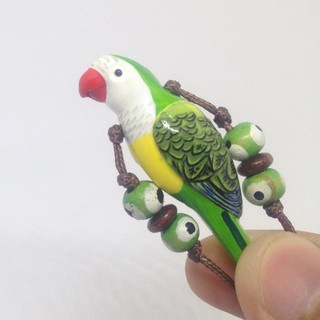 สร้อยคอนกหวีดดินเผารูปนกม๊องค์ Monk Parakeet Whistle Necklace