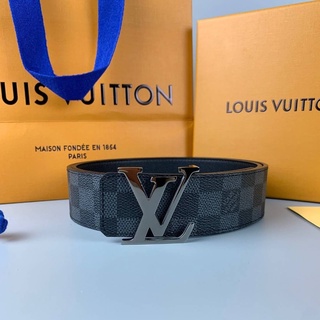 🔥ผ่อนได้🔥เข็มขัด LV Initales Reversible Belt 4.0 Size : 90 cm เอว 31-35 นิ้ว งาน Original อุปกรณ์ : Full Box Set