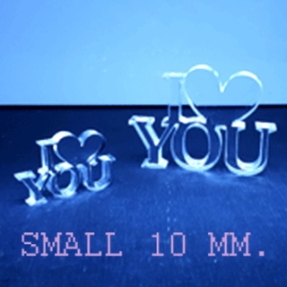 LOVE อะครีลิคใส หนา 10 มิล ( เล็ก - SMALL )