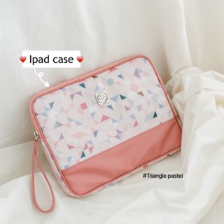 [ลดทันที 90.- ใช้โค้ด SEPALBA] PERF IPAD CASE (กระเป๋าใส่ไอแพด) ลาย Triangle pastel