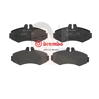 P50 031B ผ้าเบรก-F-แท้ BREMBO รุ่น Black : BENZ VITO 108D 2.2 2.3 / 113 2.0 95-&gt; การันตีคุณภาพมาตรฐานโดย " เครอป อะไห...