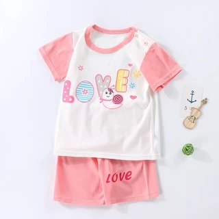 ใหม่!!เสื้อผ้าเข้าชุดสำหรับลูกน้อย เหมาะกับวัยหัดเดิน หรือเด็ก 6 เดือนขึ้นไป ชุดเข้าเซ็ตพิมพ์ลายการ์ตูน