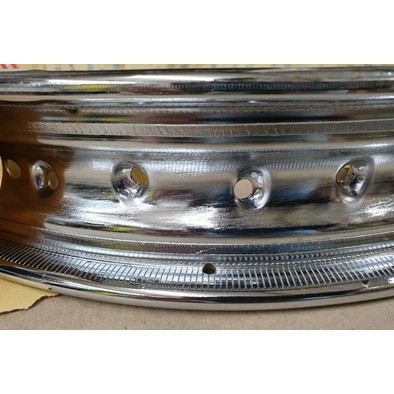 วงล้อ18 นิ้ว ขอบ เหล็ก ขนาด 2.15x18  1.85x18  1.60x18  1.40x18  TAKASAGO 36รู ขอบล้อมอเตอร์ไซด์ ชุบโ