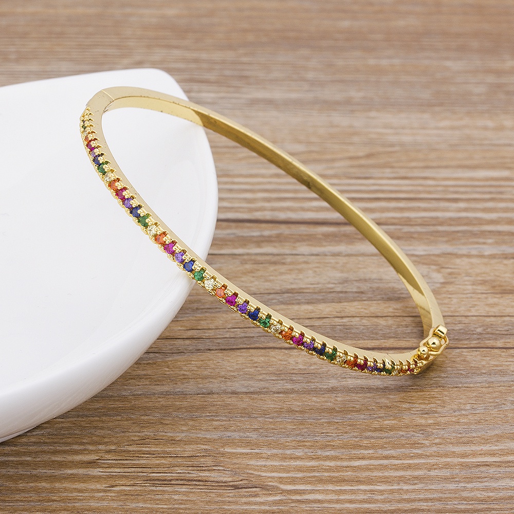 ออกแบบใหม่คุณภาพสูง Charm Rainbow กําไลข้อมือทองแดง Zirconia Rhinestone กําไลข้อมือเครื่องประดับอินเทรนด์