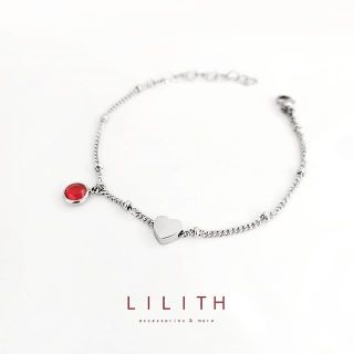 Lilith - Mini heart bracelet สร้อยข้อมือหัวใจมินิมอล