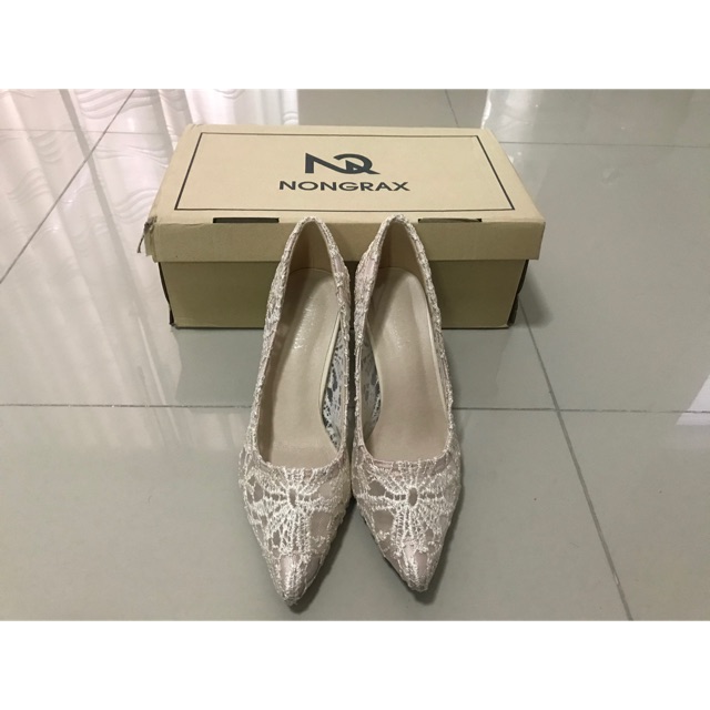 รองเท้าส้นสูง แบรนด์ Nongrax shoes