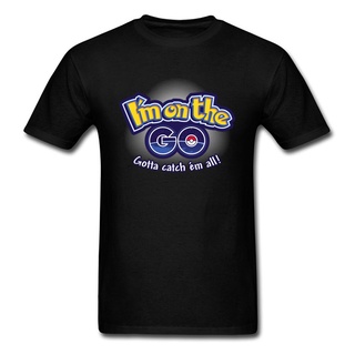 [S-5XL] ส่งฟรี เสื้อยืดลําลอง แขนสั้น เข้ารูป พิมพ์ลายกราฟฟิค On The Go Word คุณภาพสูง สีขาว แฟชั่นสําหรับผู้ชาย