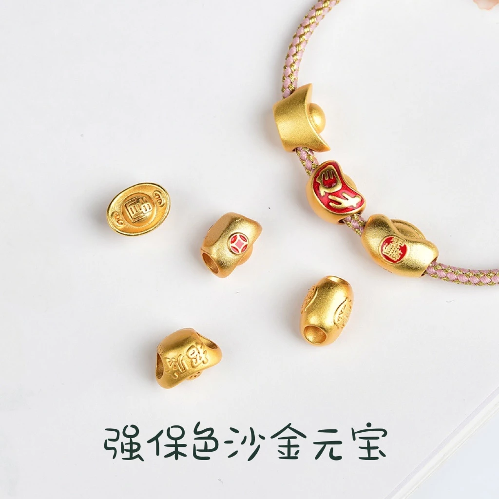สร้อยข้อมือและสร้อยคอลูกปัดสีทองสไตล์โบราณ